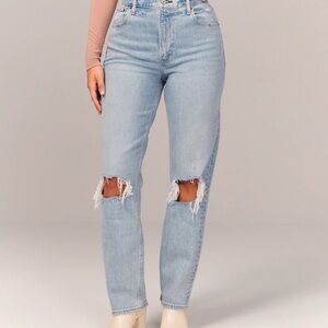 Abercrombie & Fitch The ‘90’s Straight Ultra High Rise Curve Love